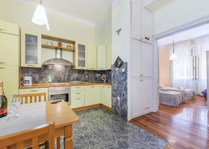 Apartamento Lovely In With Kitchen *