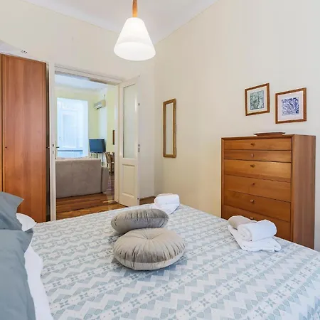 Lovely In With Kitchen Apartamento Pula